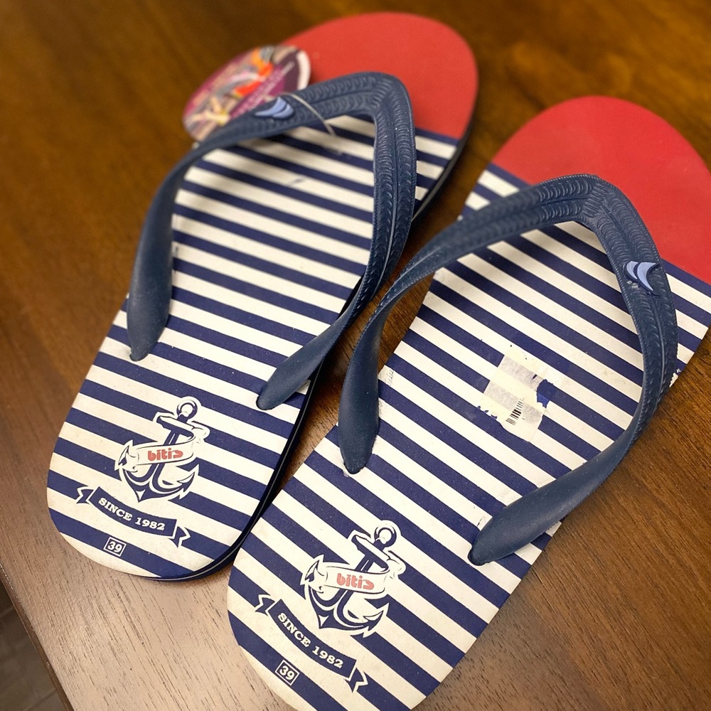 Flip flop size 7.5 brand new